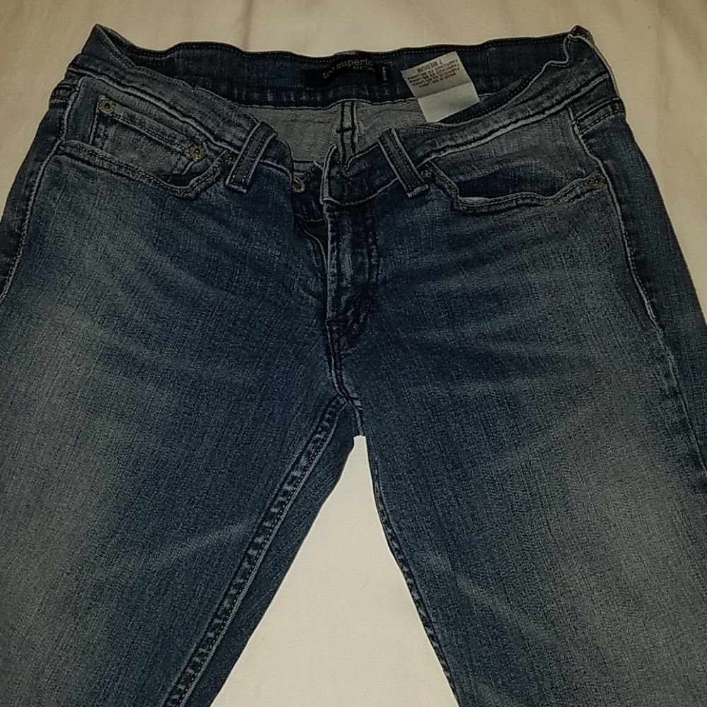 Levi's 524 Too Superlow Size: 7 Medium